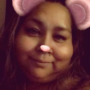 Meet your Posher, Yolinda